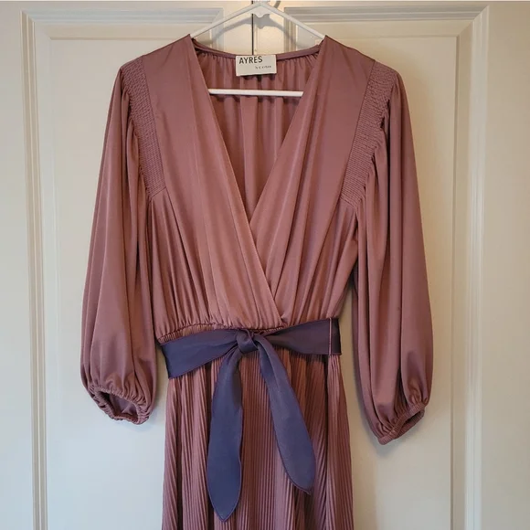 VINTAGE Lavender Wrap Dress with Pleated Skirt | Size 10 - Picture 2 of 12